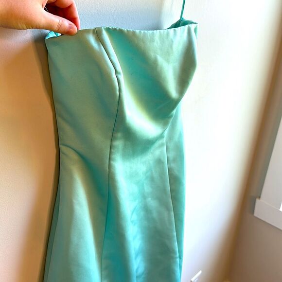 MCM 1950s Style Strapless Blue Knee-Length Dress with Satin Finish Small - Picture 2 of 5